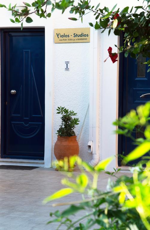 Yialos Studios-Apartments Makry Gialos  Exterior photo